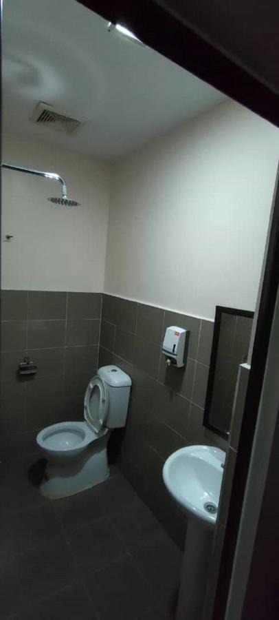 Gorjes Inn Klia & Klia2 Sepang Bagian luar foto